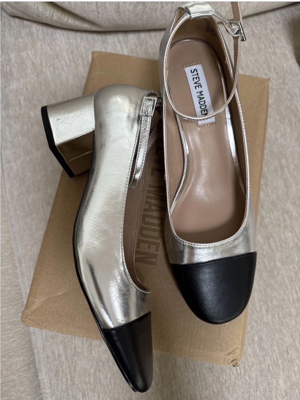 Steve Madden Silver and Black Block Heel Mary Jane Shoes Pumps New size 8.5